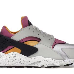 Nike Air Huarache - University Gold Pink - Size 5